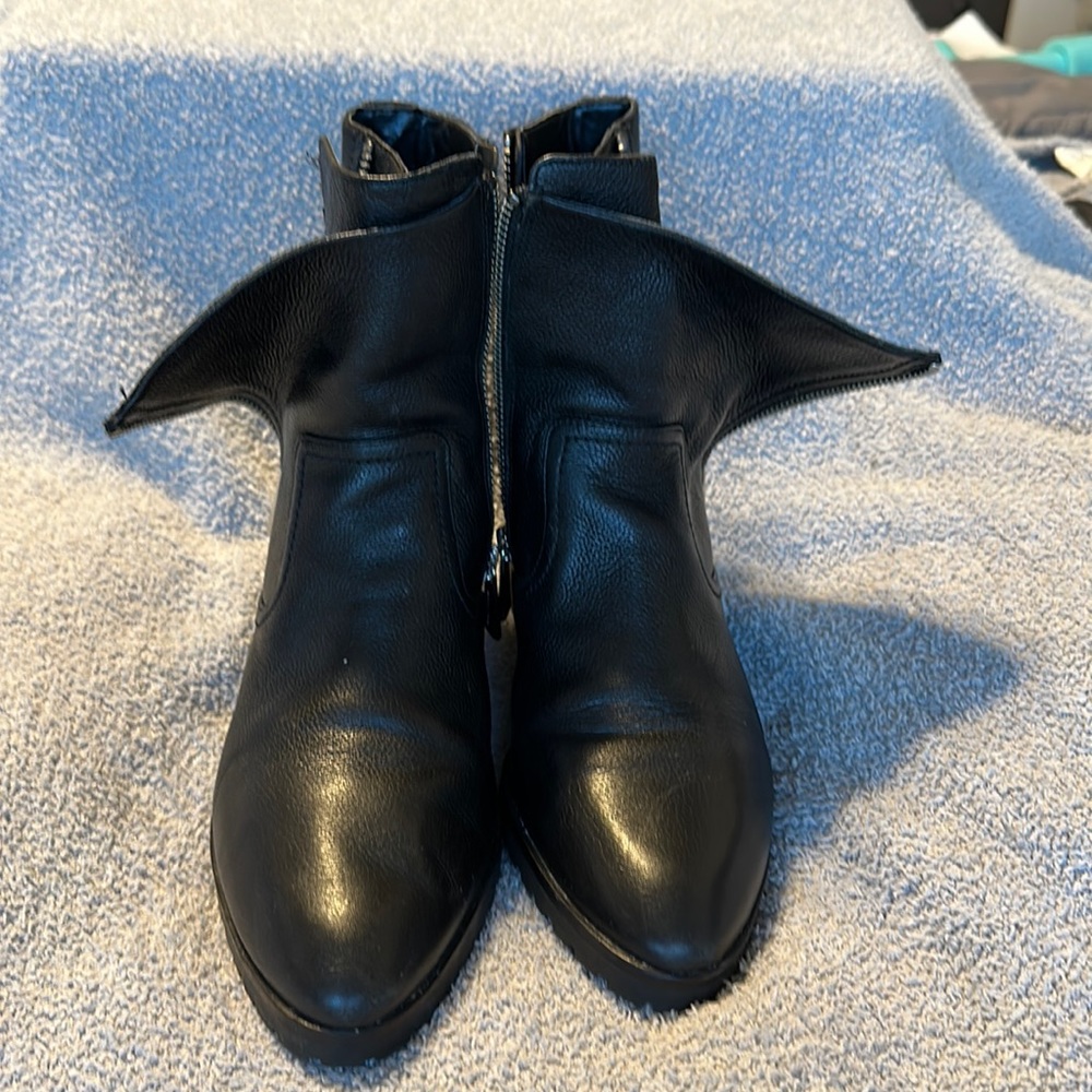 Michael Kors Boots Womens 6 M Side Zip Pull On Ankle Booties Black Leather Round